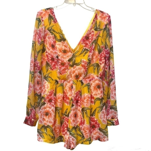 Xtaren Yellow Floral Romper Size Large - Picture 5 of 10